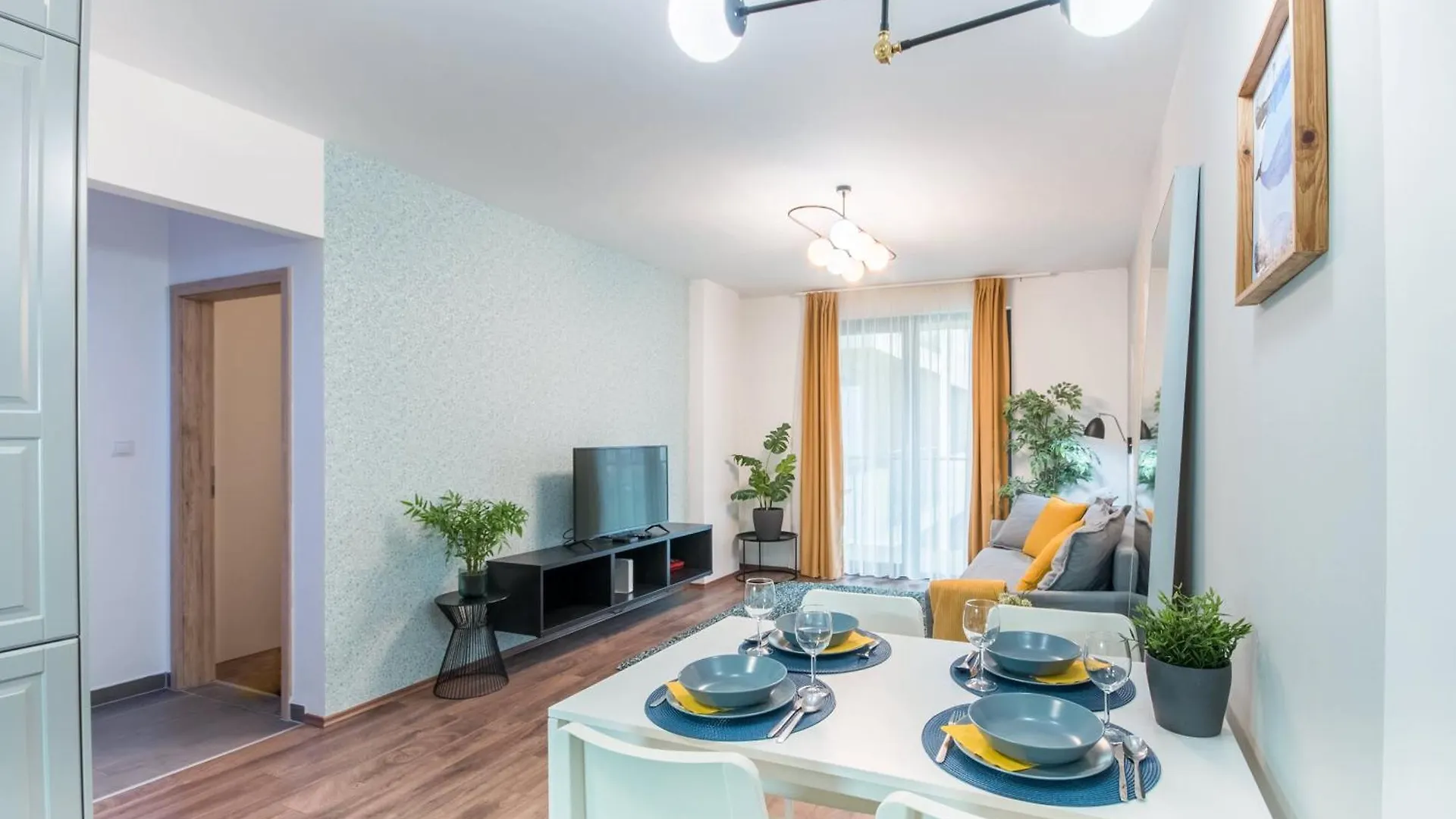 Very Central - Free Parking - Sunny Balcony Budapest Apartment