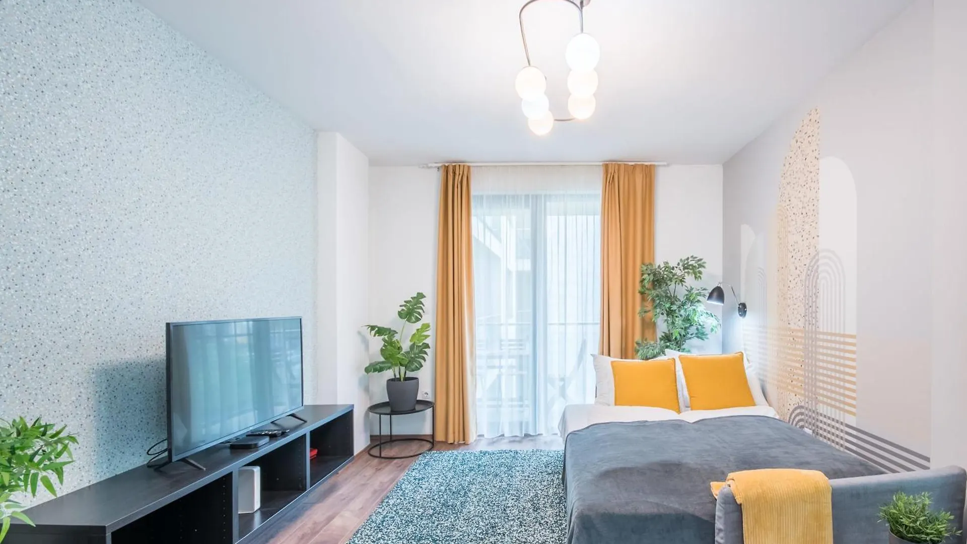 Very Central - Free Parking - Sunny Balcony Budapest Apartment