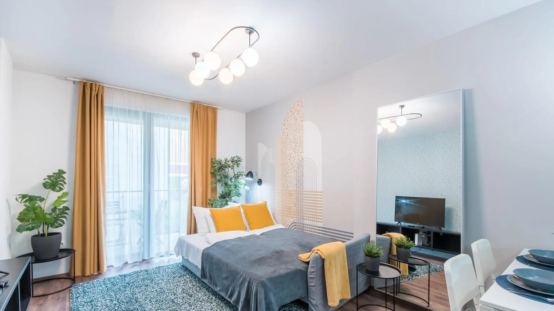 Apartment Very Central - Free Parking - Sunny Balcony Budapest