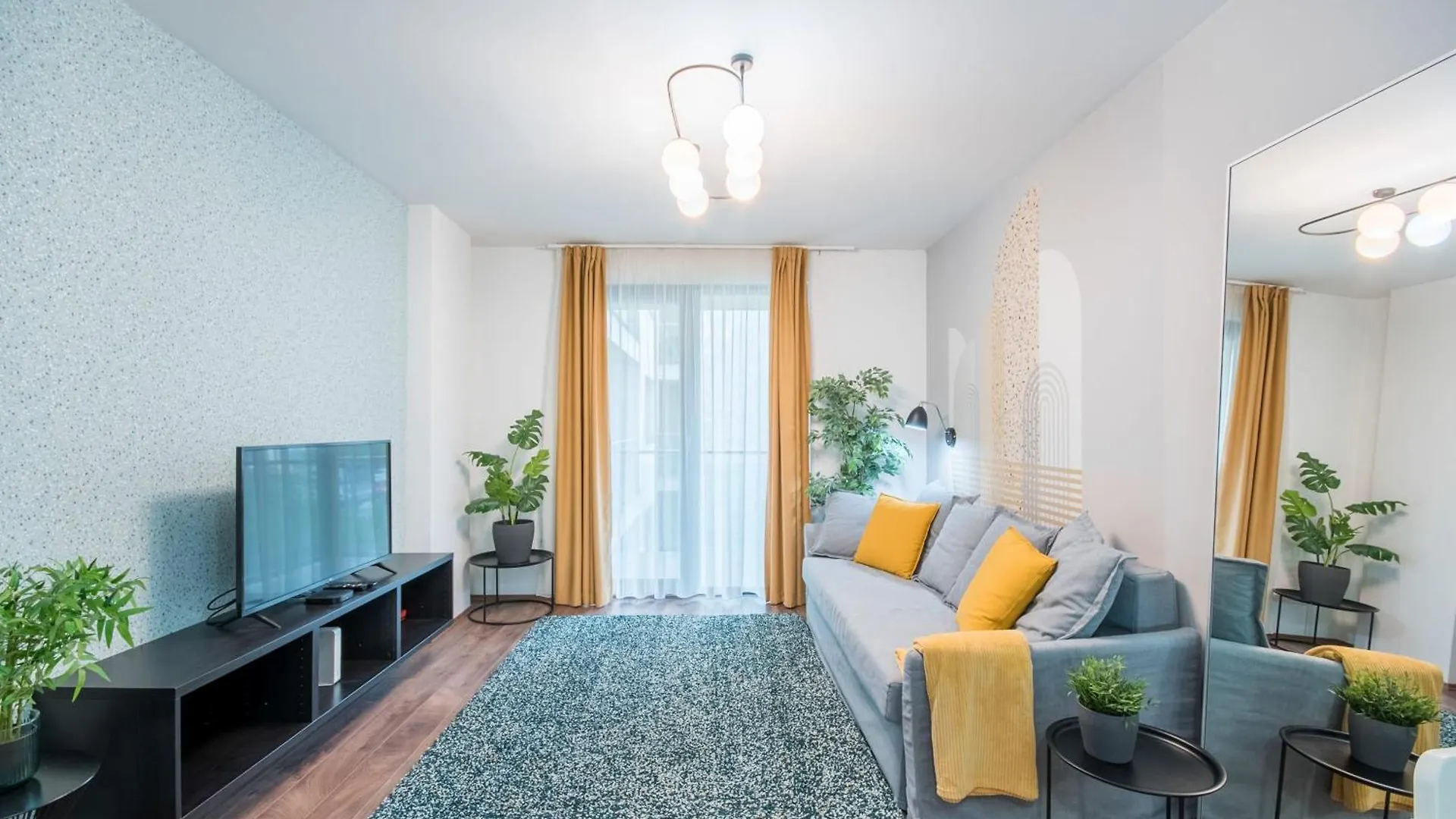 Very Central - Free Parking - Sunny Balcony Budapest Hungary